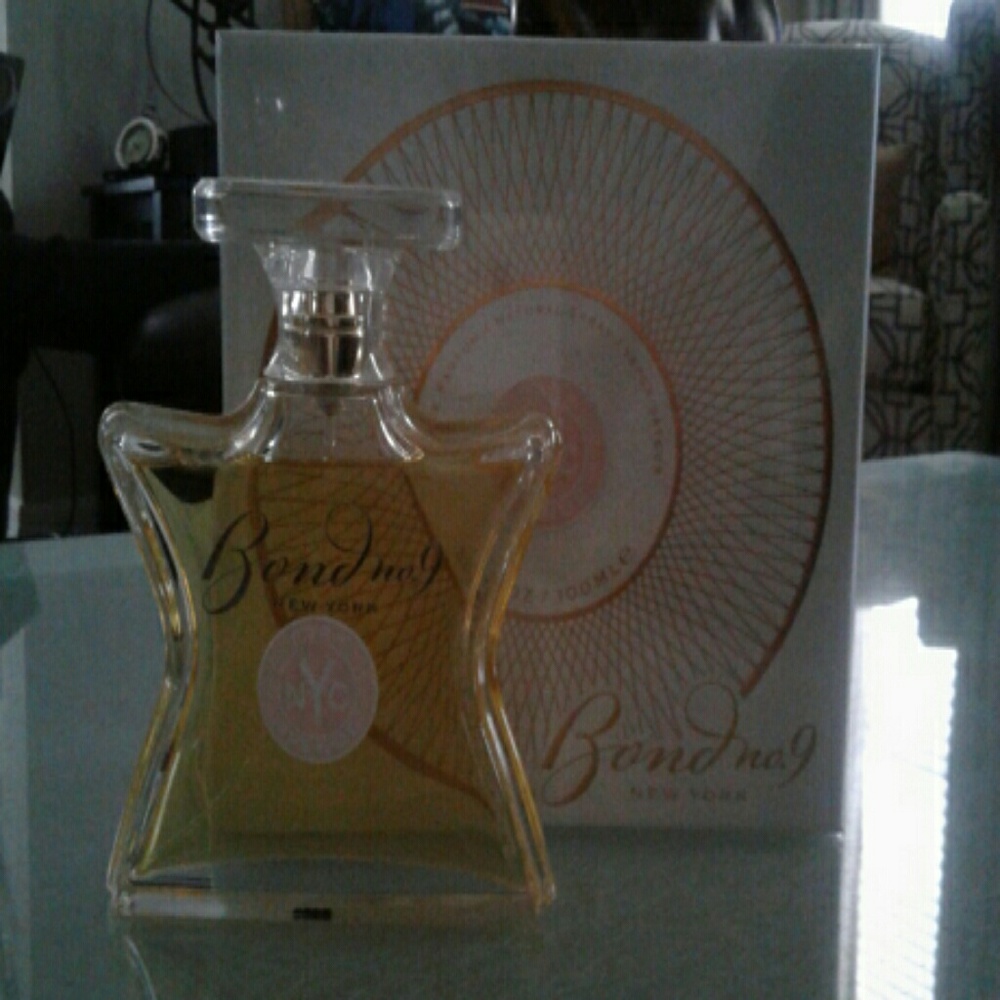 Bond No9 NYC Park Avenue full bottle 3.3 FL OZ